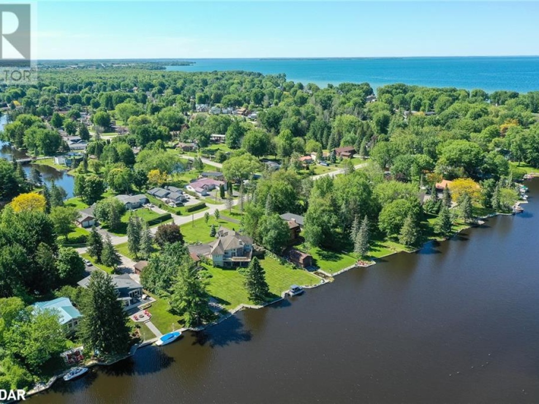 35 OLD INDIAN Trail, 
