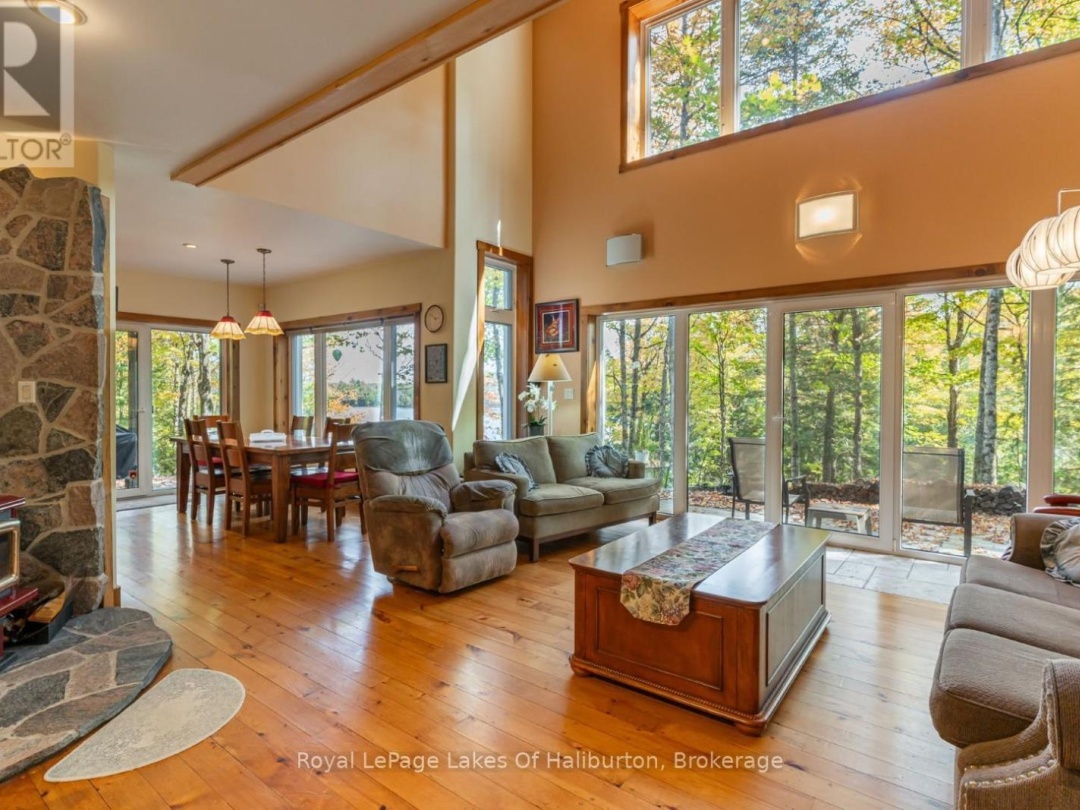 48 RUSSELL DRIVE, White Lake