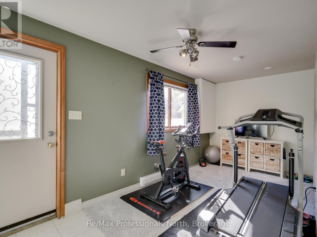 324 Bethune Drive N, Gull Lake