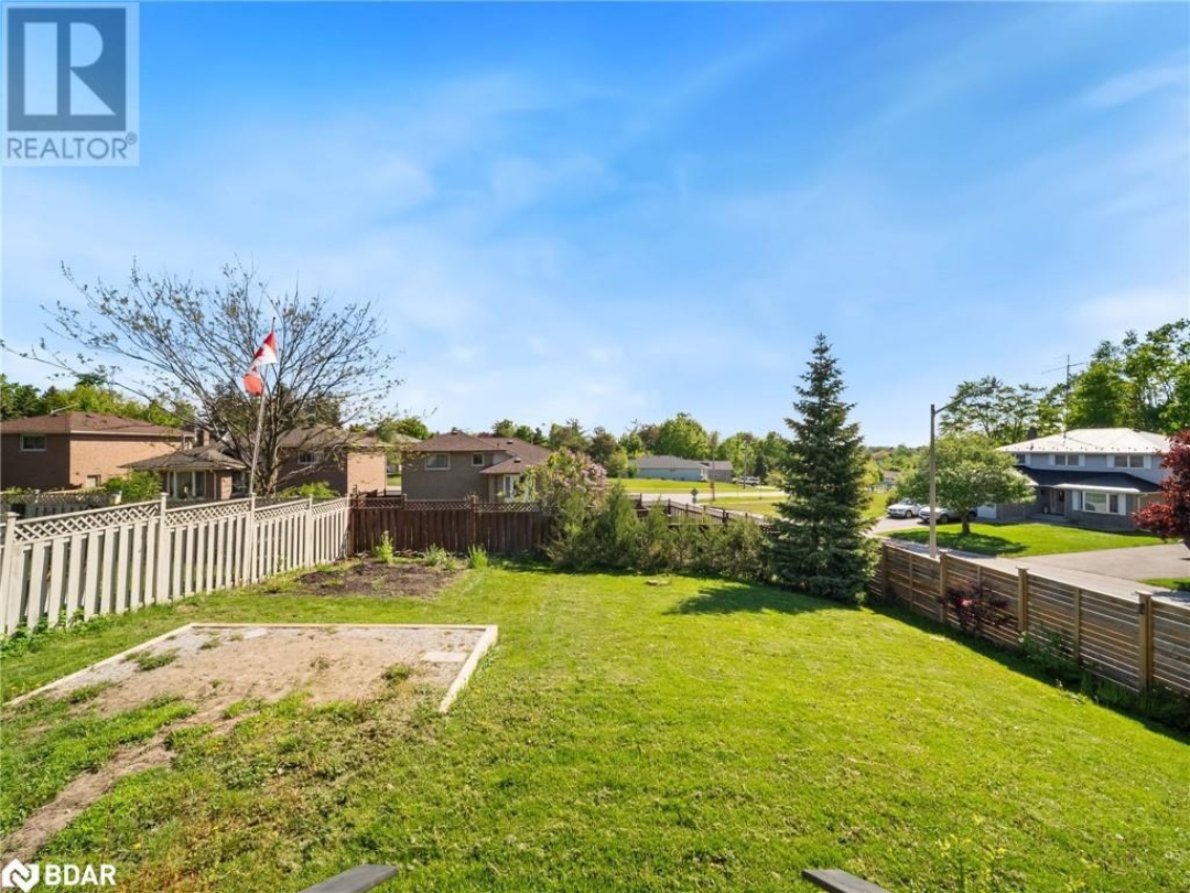 2 CHESTNUT Place, 