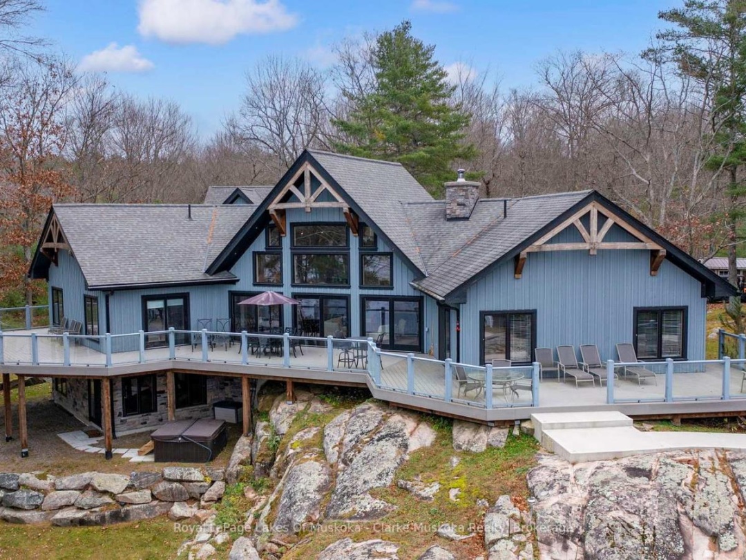 3298 Seydel Lane, Gloucester Pool