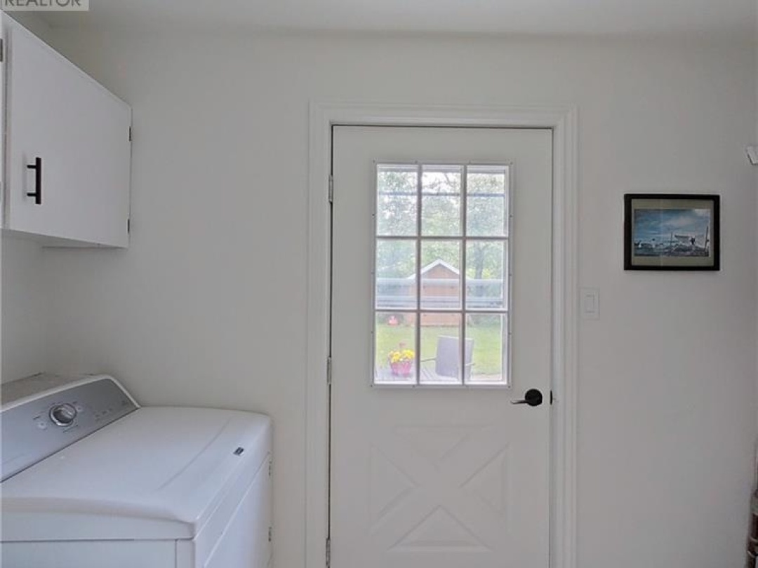 4 MAYPARK Drive, 