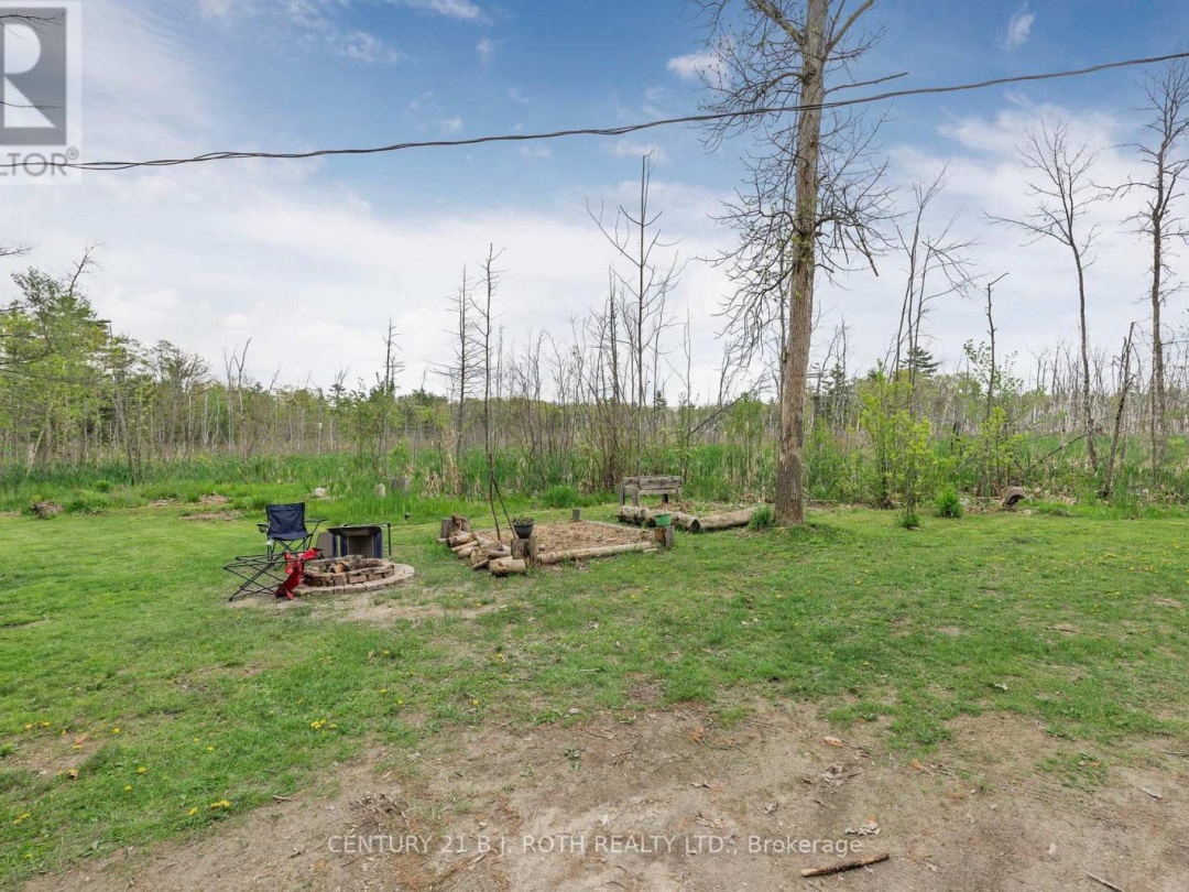 2100 HONEY HARBOUR ROAD, 