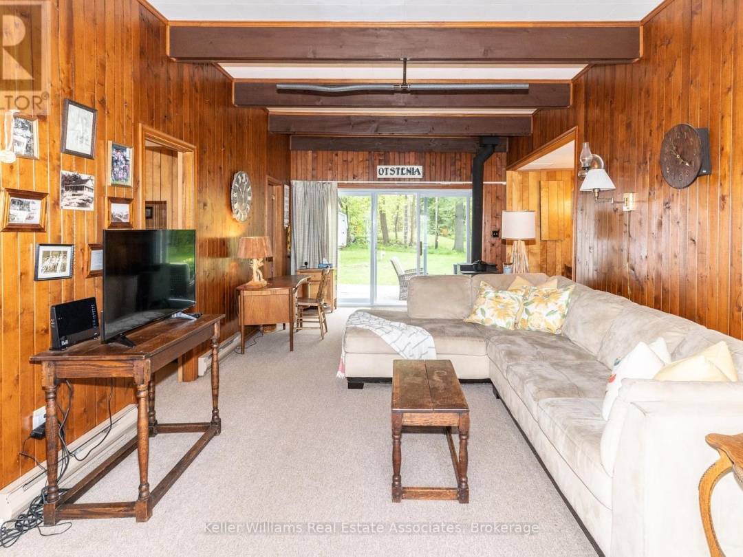 Unit 2 1200 North Shore Drive, Gull Lake