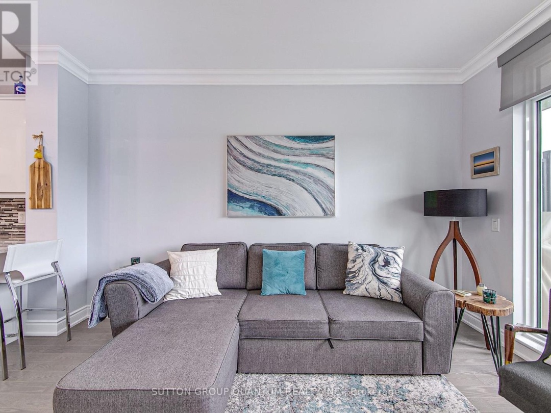 301 90 Orchard Point Road, Lake Simcoe