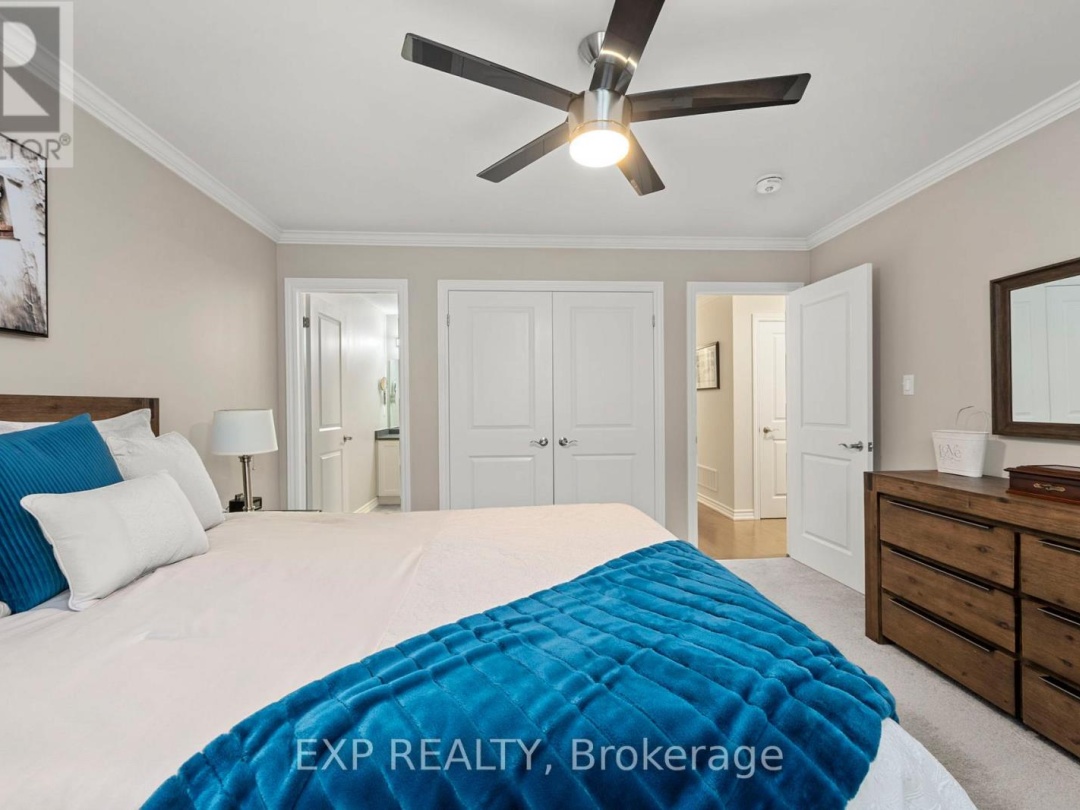 10 SINCLAIR CRESCENT, 