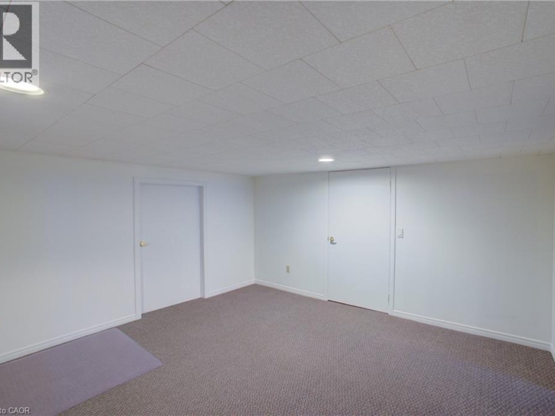 54 SPRINGWOOD Crescent, 