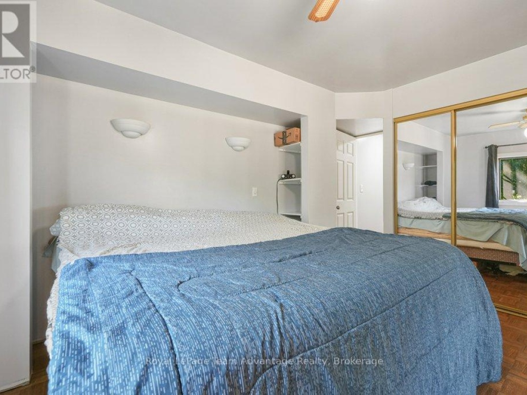 18 HORSESHOE LAKE ROAD, 