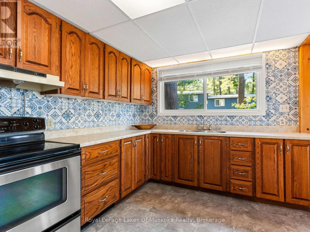 4 - 1379 MUSKOKA ROAD 169, 