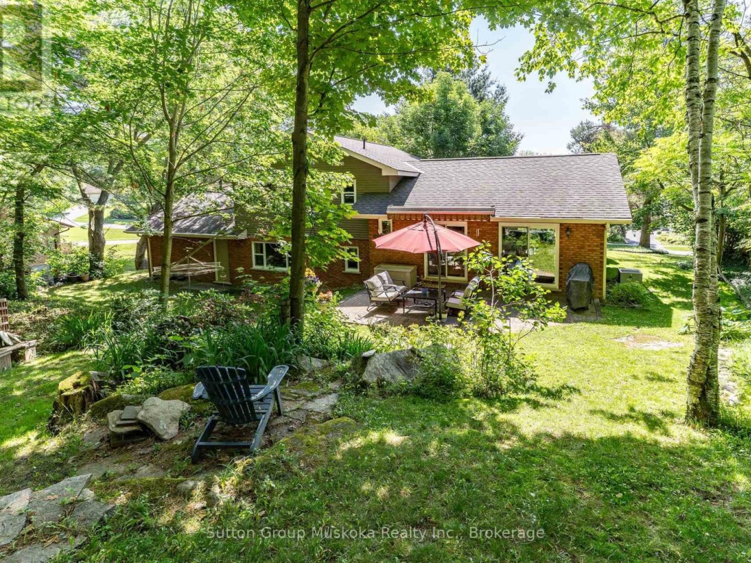 12 SILVER OAKS CRESCENT, 
