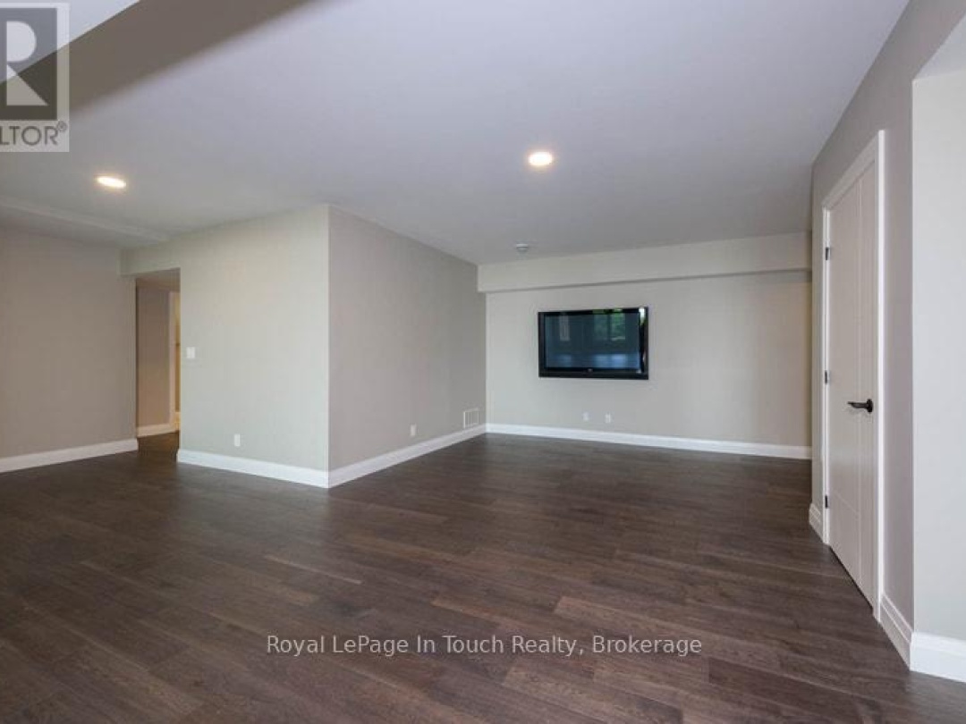 57A Maplewood Parkway, Lake Simcoe