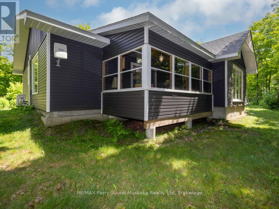 36 LONG LAKE ESTATES ROAD, 