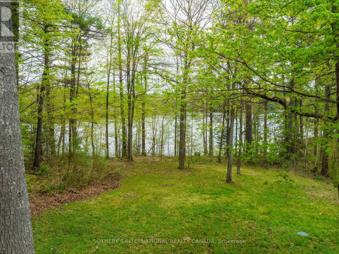 1074 COOKS ROAD, 
