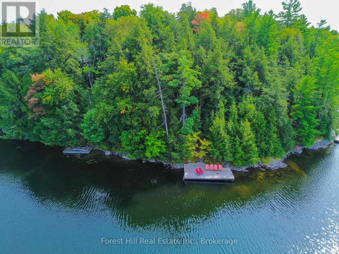 21 LAKEVIEW CRESCENT, 