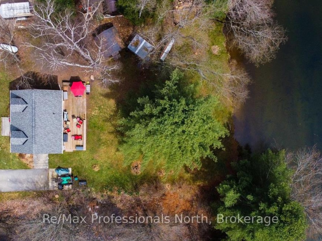 80 Invergordon Avenue, Gull Lake