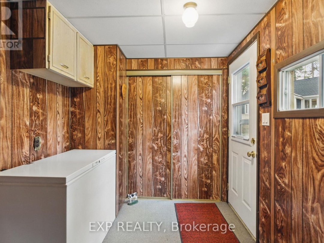 5B SOUTHWELL DRIVE, Horseshoe Lake