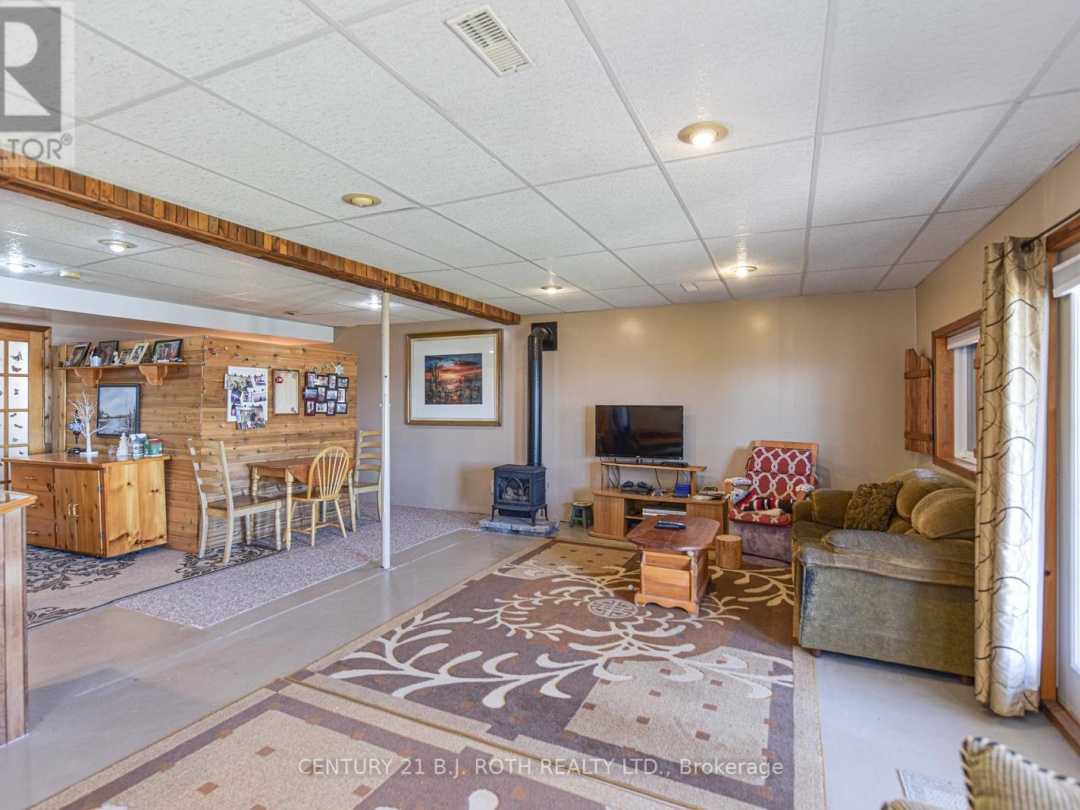 3801 Wood Avenue, Lake Couchiching