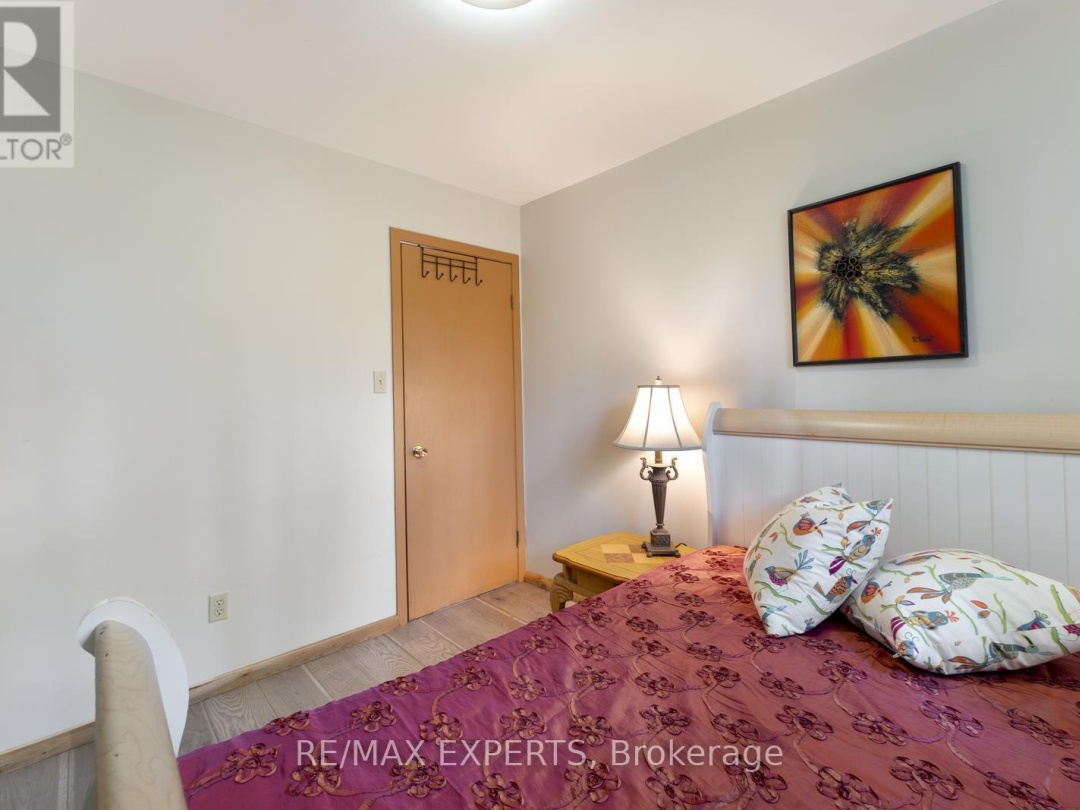 18 - 230-232 LAKE DALRYMPLE ROAD, 