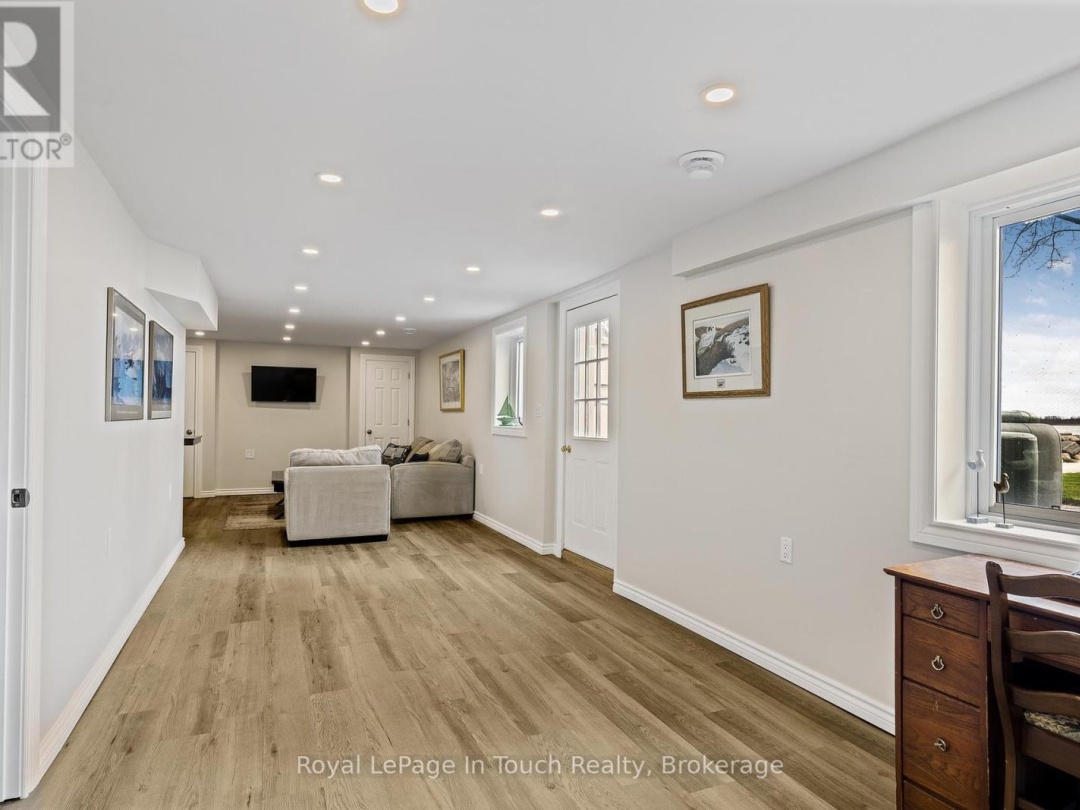 278 Robins Point Road, Georgian Bay