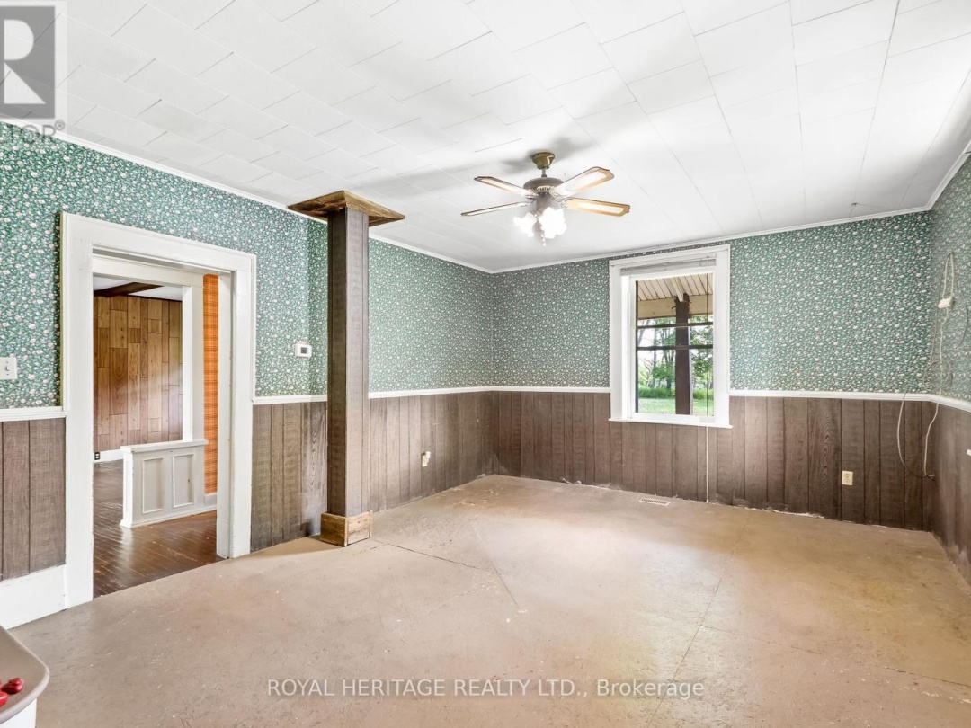 5 + 13 COSH'S ROAD, 
