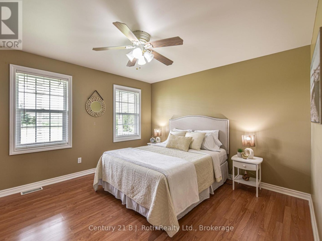 3516 Kirkfield Road, Dalrymple Lake