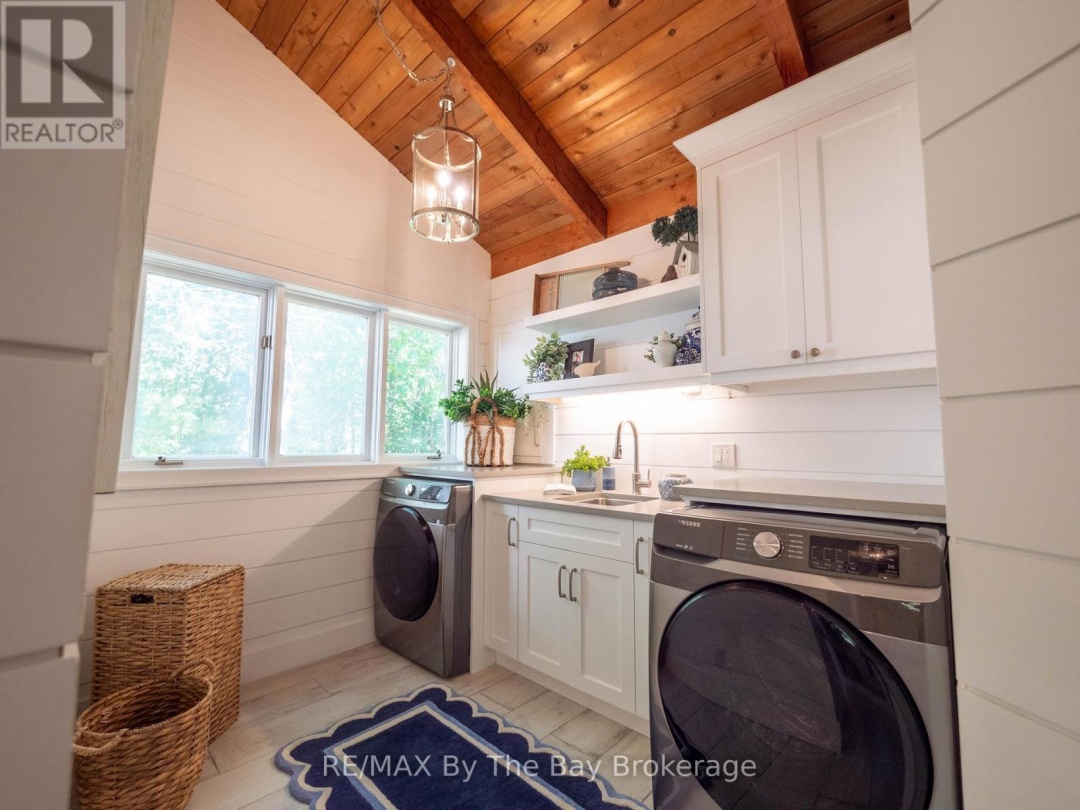 4476 ISLAND 1040/LITTLE BEAUSOLEIL ISLAND, 