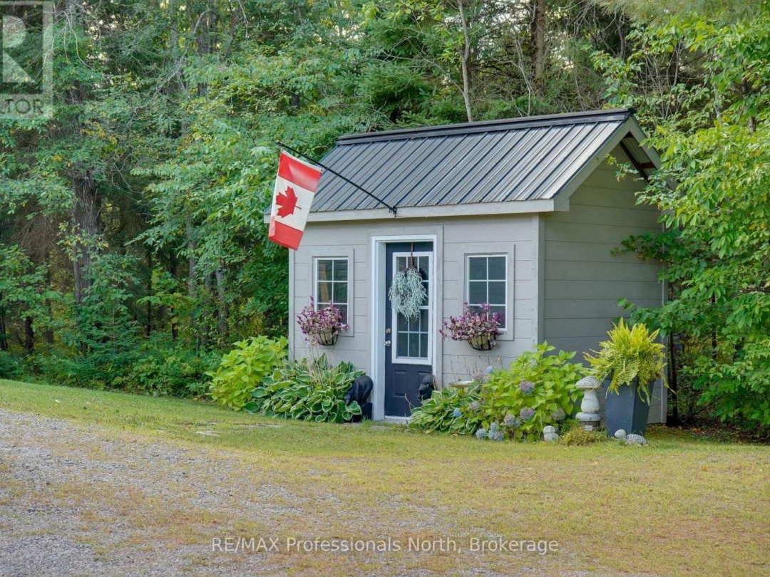 23 THOMAS CRESCENT, 