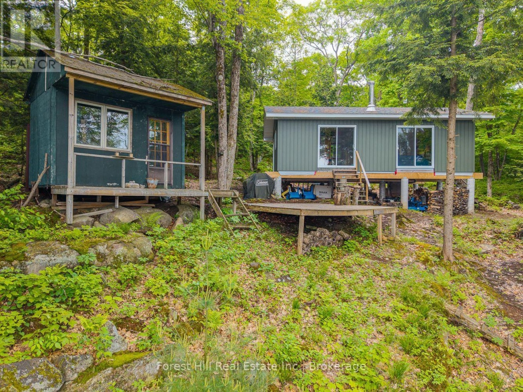 60 HAWKSVIEW LANE, 