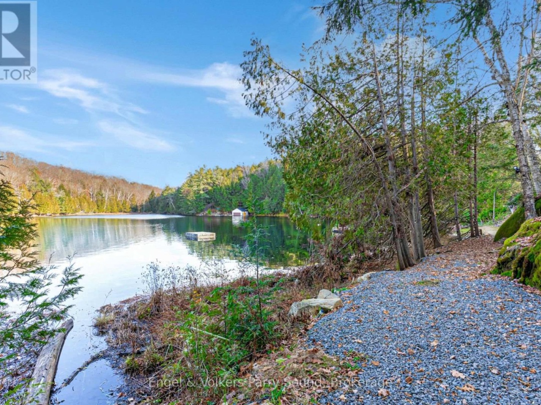 27 Lower Lane, Otter Lake