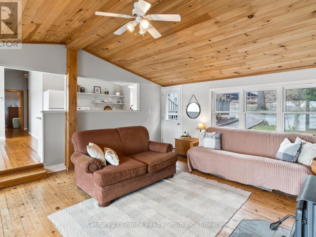 1027 Heney Trail, Big Hawk Lake