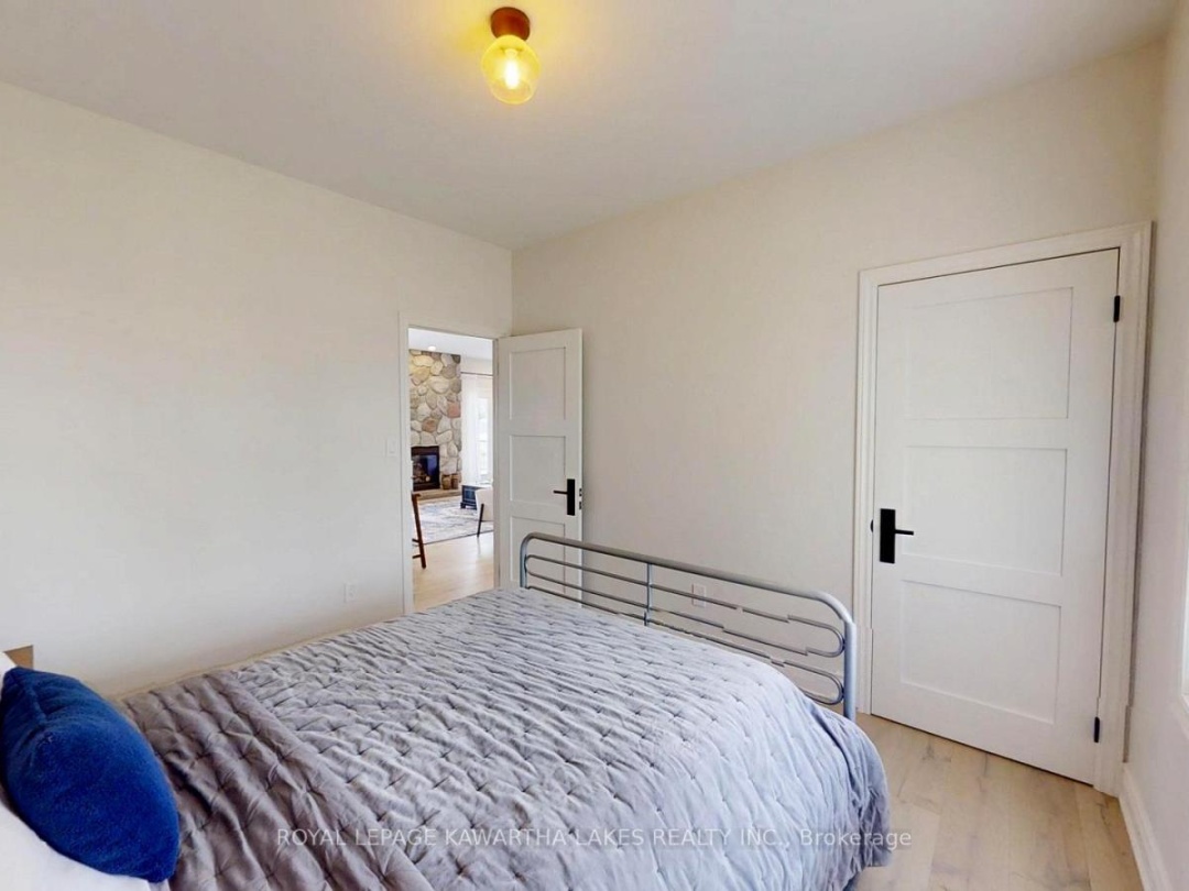 427 LINDEN VALLEY ROAD, 