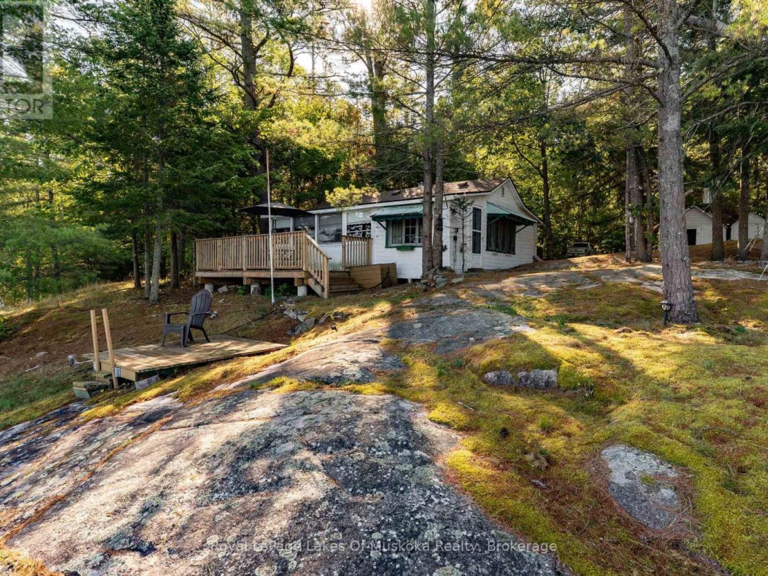 1010 TARA LANE, Morrison Lake