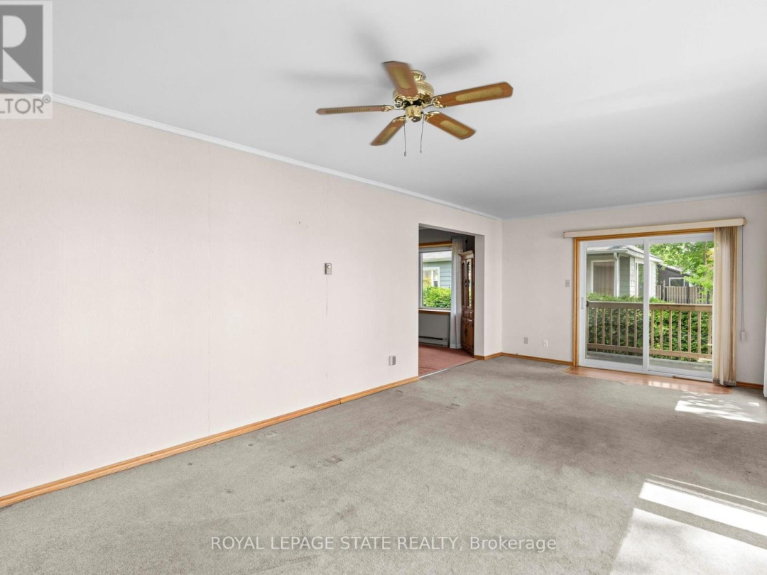 2703 LAKESIDE DRIVE, 