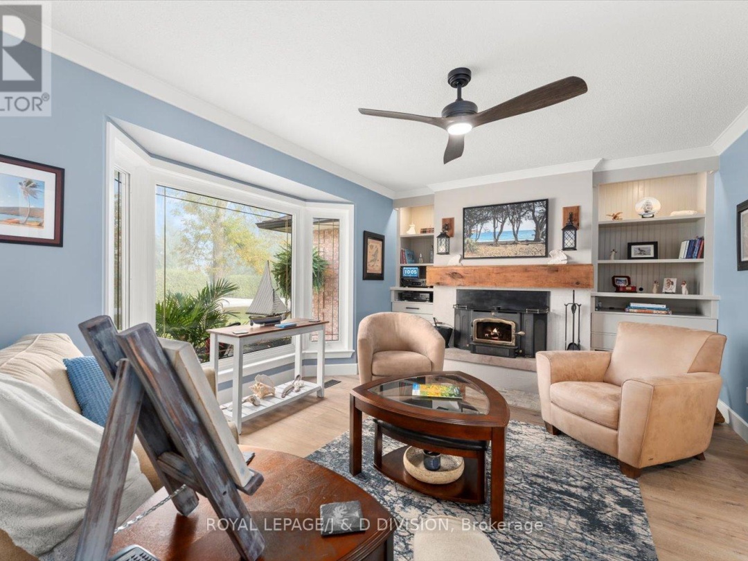 233 Bayshore Drive, Lake Simcoe
