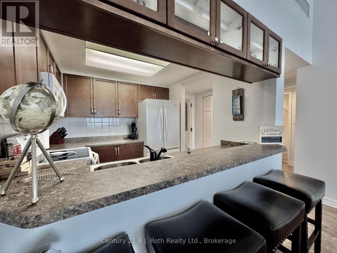 231 Hilltop Grandview Drive, Fairy Lake
