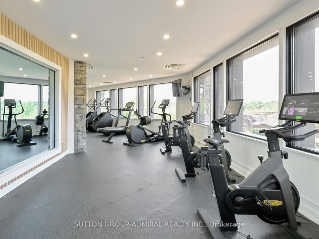 209 - 120 CARRICK TRAIL, 