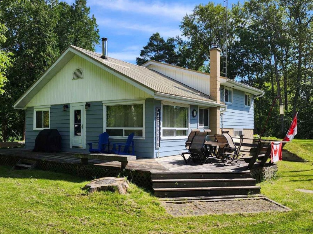 63 Thomas Drive, Sturgeon Lake