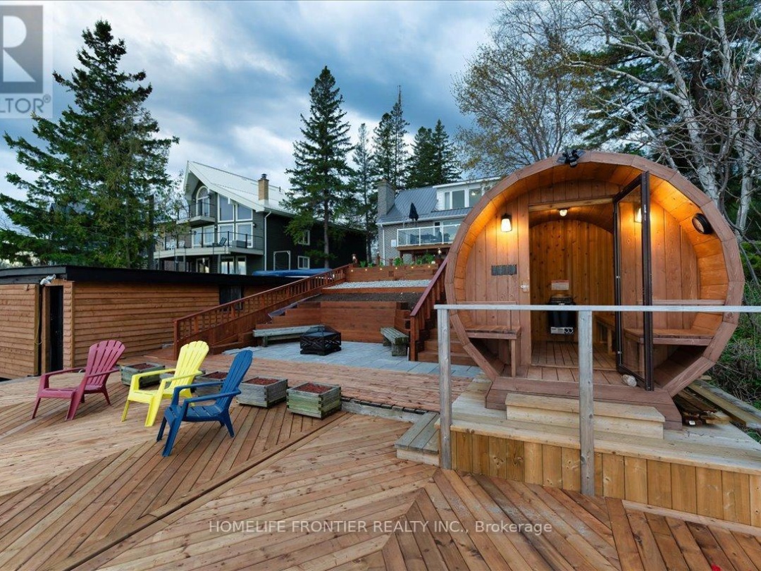 6 LAKEVIEW PARK ROAD, 