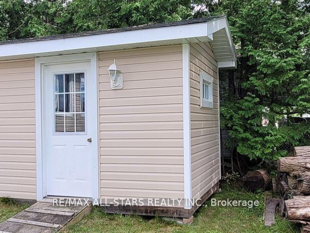 136 Coldstream Road, Cameron Lake
