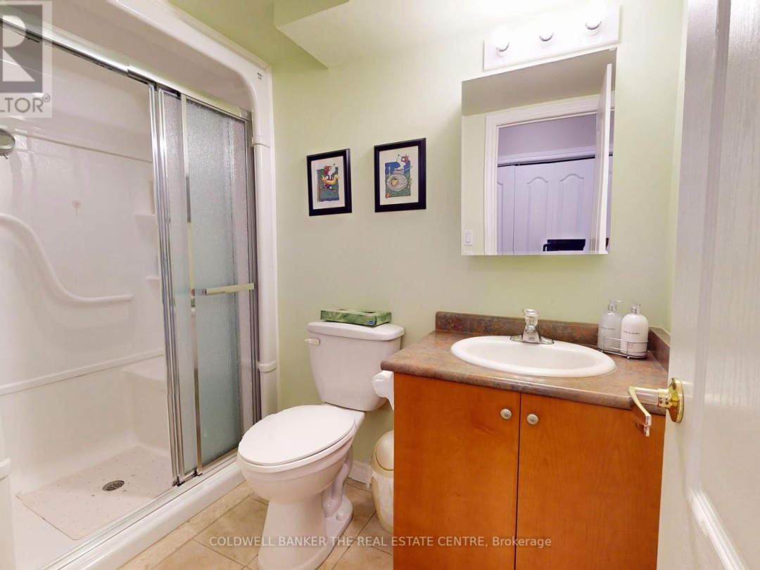 304 486 Laclie Street, Orillia