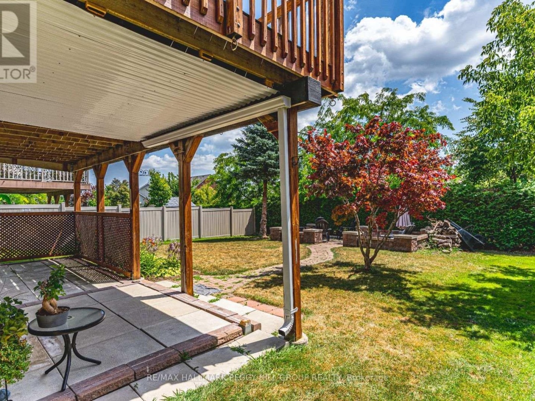 3165 BASS LAKE SIDE ROAD E, 