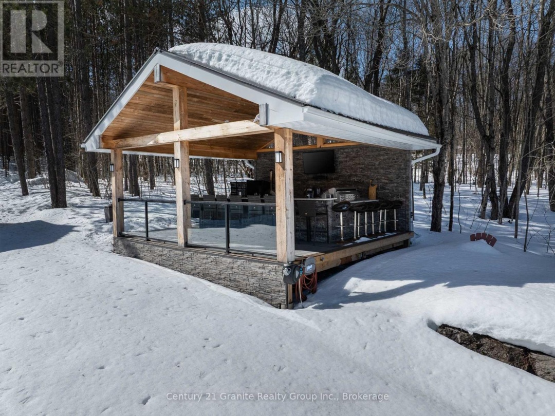 1047 Bonis Lane, Mountain Lake