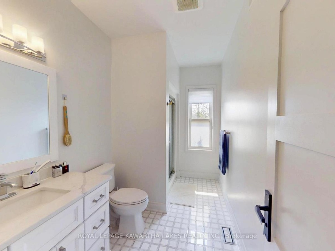 427 LINDEN VALLEY ROAD, 