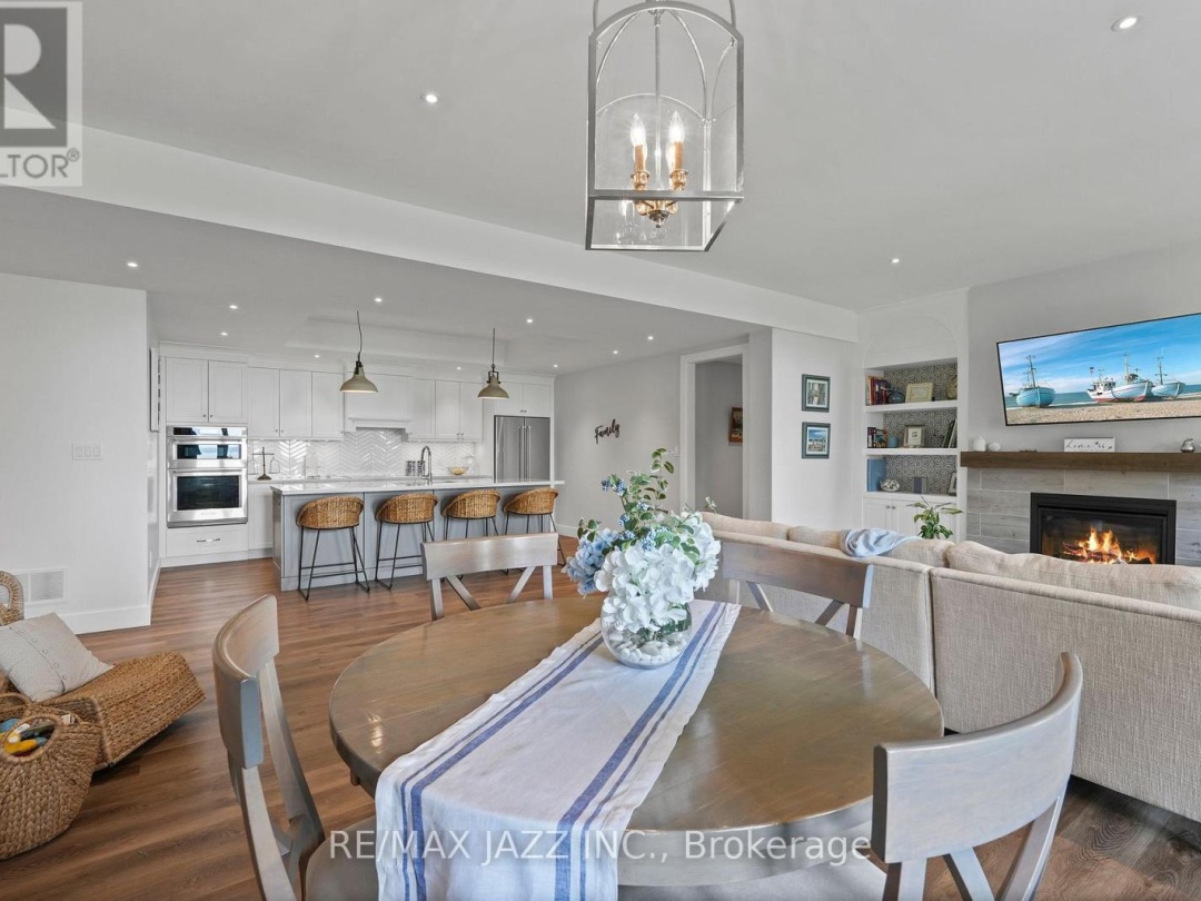 48 PLEASANT VIEW CRESCENT, 