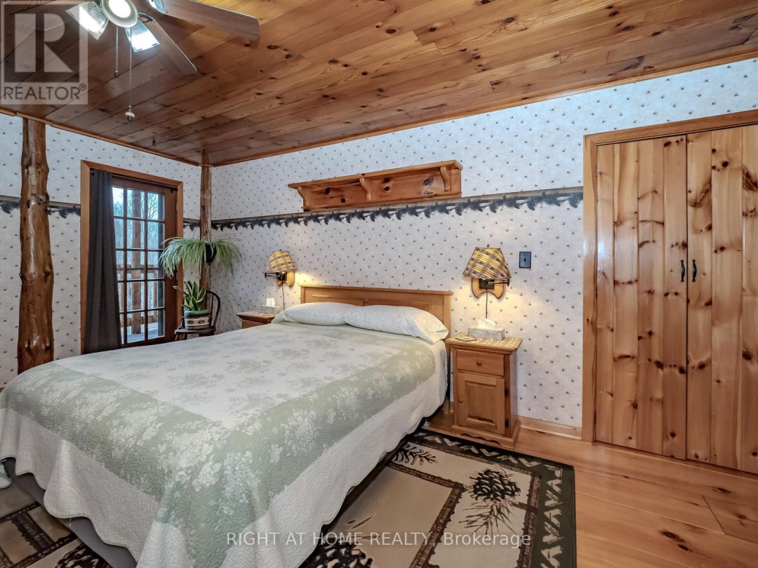 1696 HIGHWAY 118 E, 