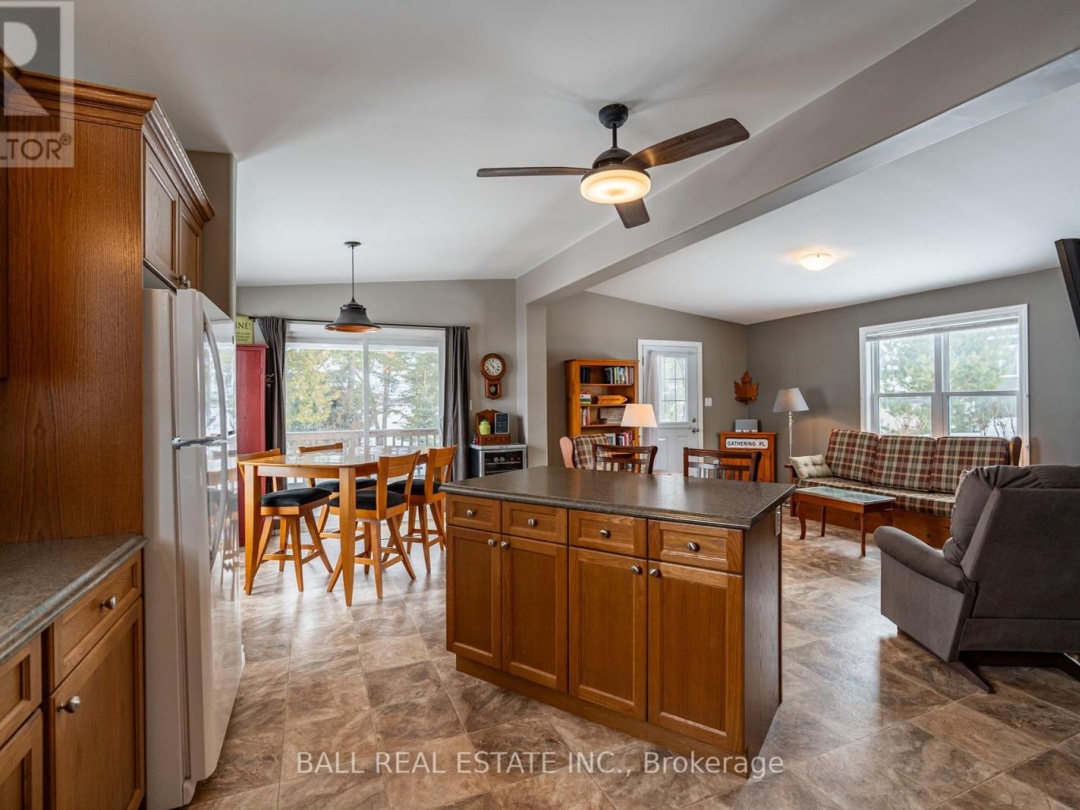 35 Elder Street, Sturgeon Lake