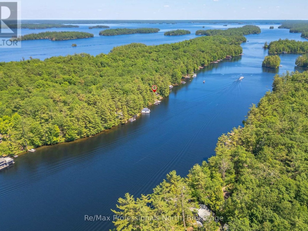 61 ISLAND 26LM ISLAND, 