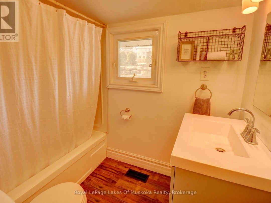 6 HIBBERD LANE, 