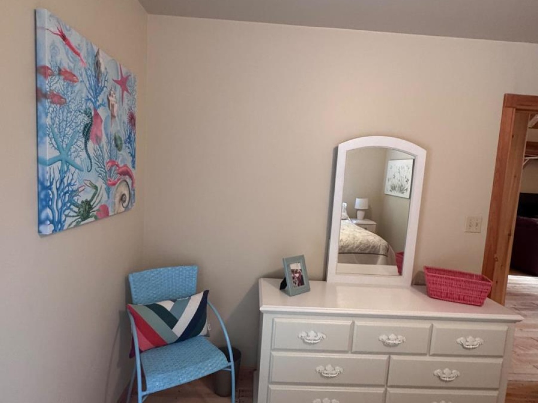 10469 LITTLE HAWK LAKE, 