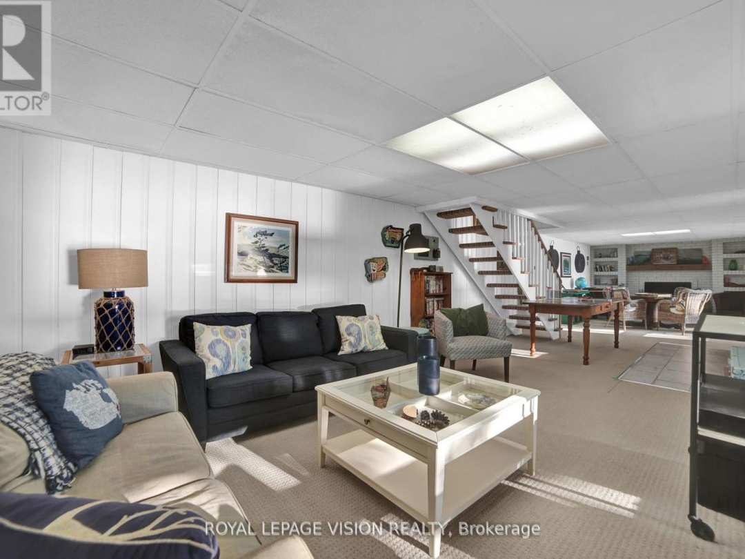 197 LIGHTNING POINT ROAD, 